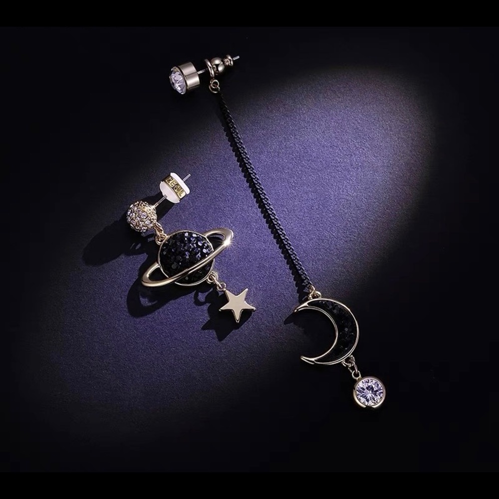 Planet and moon earrings